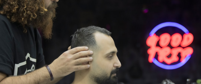 Teste Dezenas de Cortes de Cabelo Femininos em Apenas Alguns Segundos Com IA