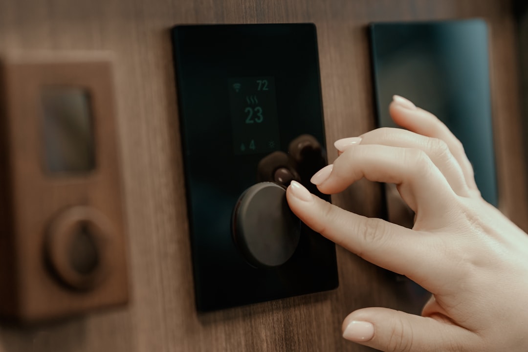 Controle Sua Casa e Use Comandos de Voz Pelo Celular Com Esse Aplicativo